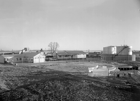 Texacos cisterner i Yttre hamn på en bild från 1939.