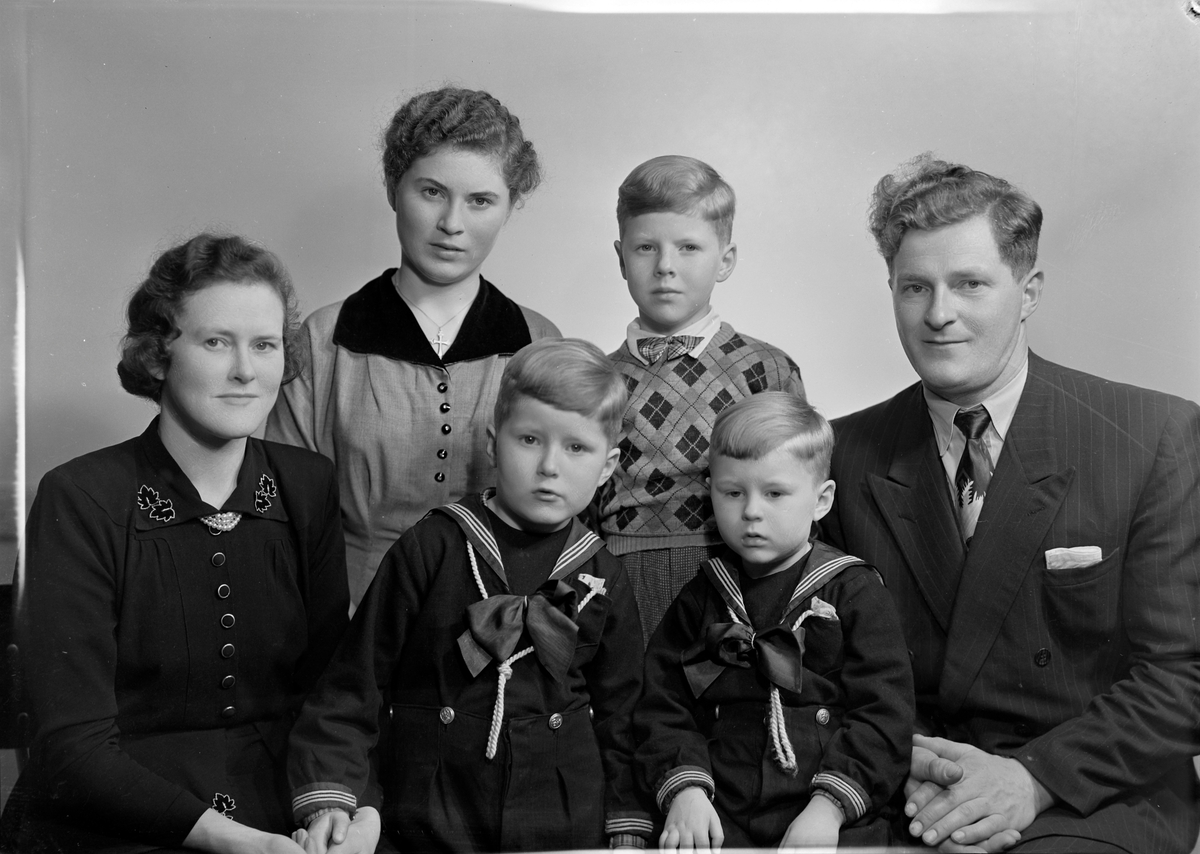 Edvard Rønvik med familie