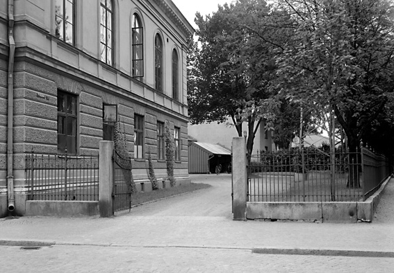 Telegrafverkets gavel mot nuvarande Almenparken på en bild från 1935.
