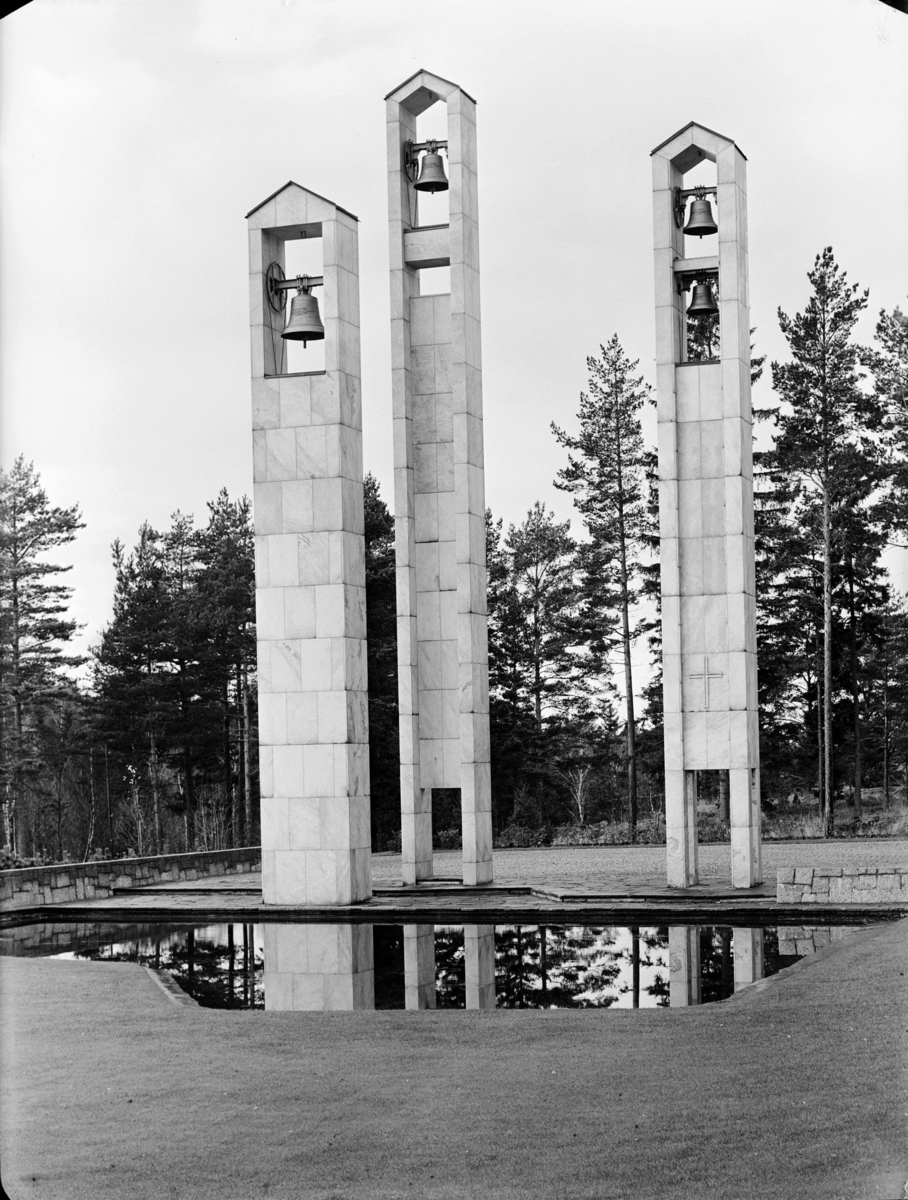 Arkitekt Sture Frölén, S:t Botvids kyrkogård, kampanilen, Huddinge