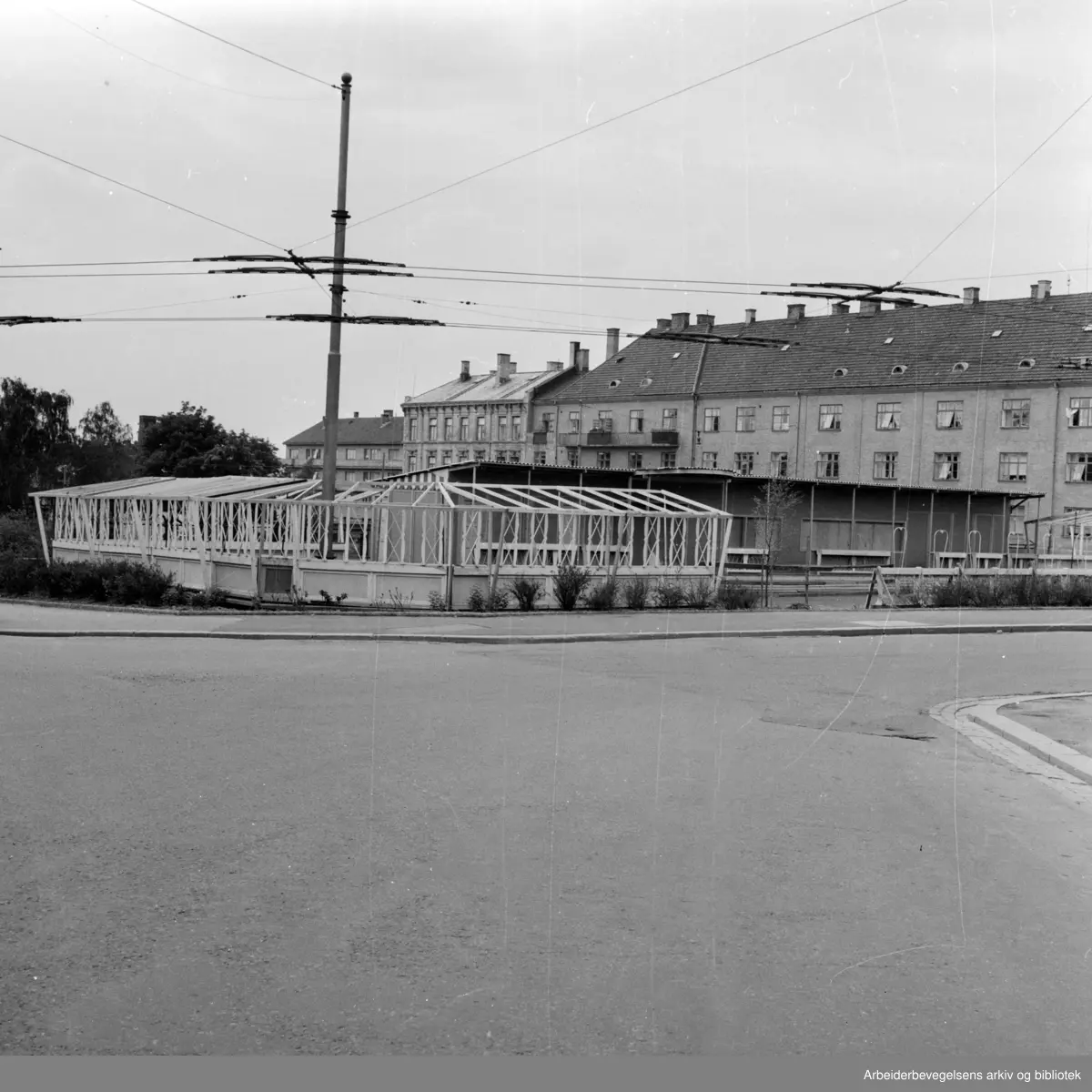 Torshov. "Rosefriluften" restaurant står fortsatt halvferdig. Juli 1959
