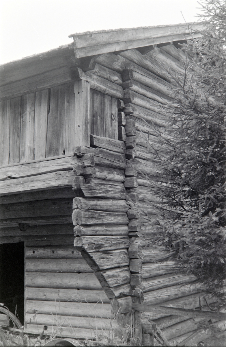 Ringsaker, Ring, Nordberg, Berg store, laftet stall låve fra 1875, eksteriør stall-låve, 