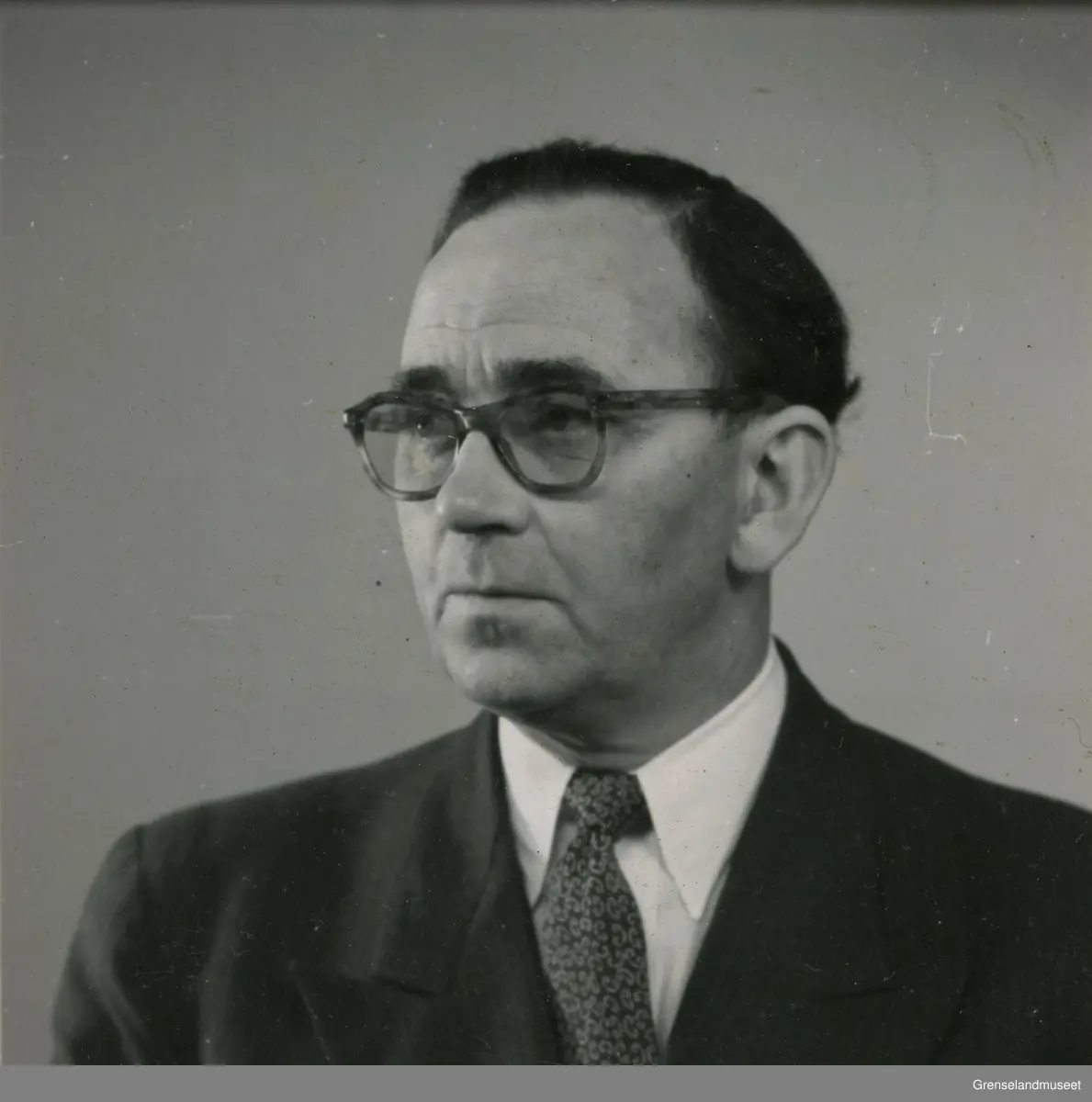 Portrett av Sigurd Torgersen. Telegrafinspektør i Kirkenes i perioden 1919-1940.