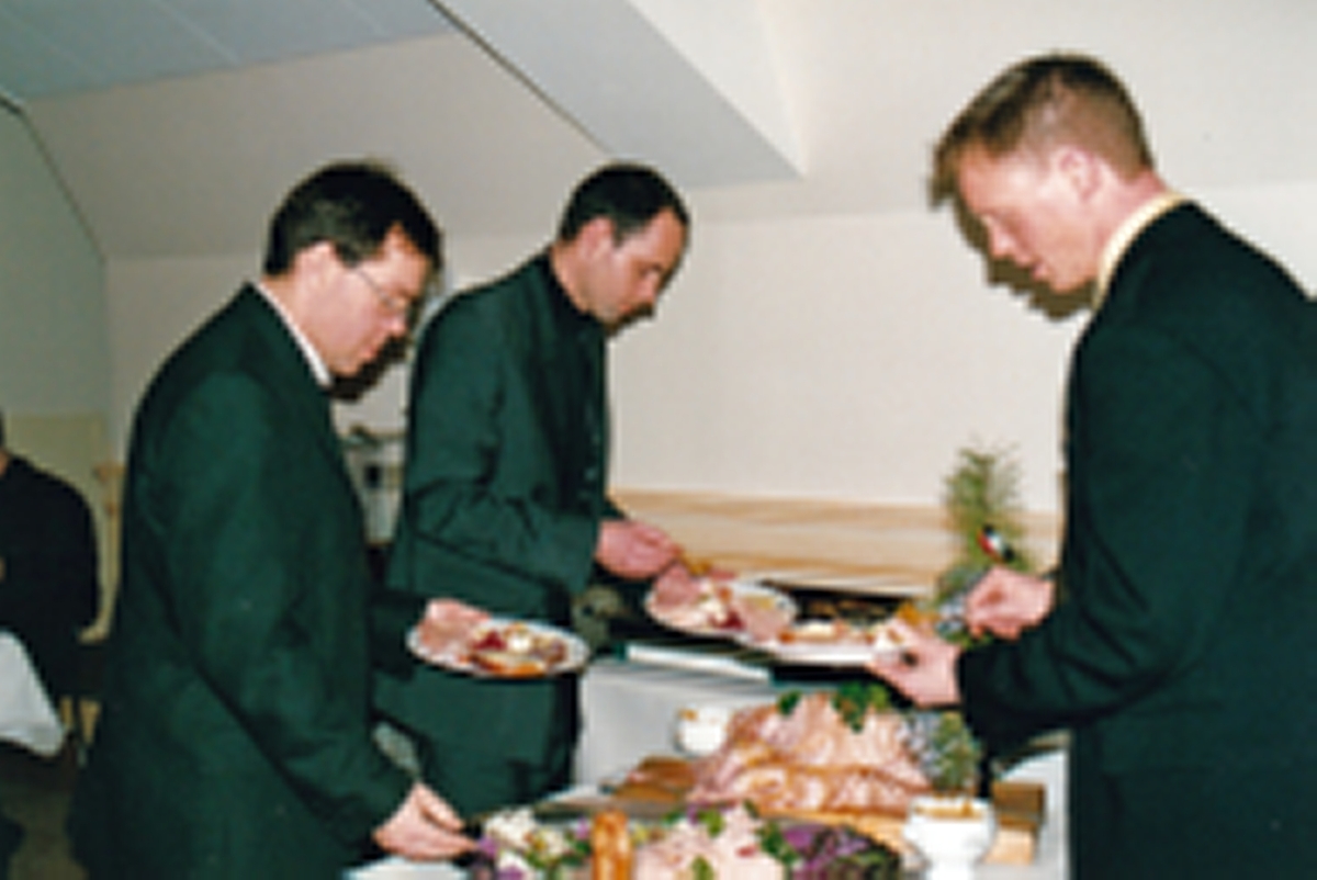 Julbord på T 2, december 2001.