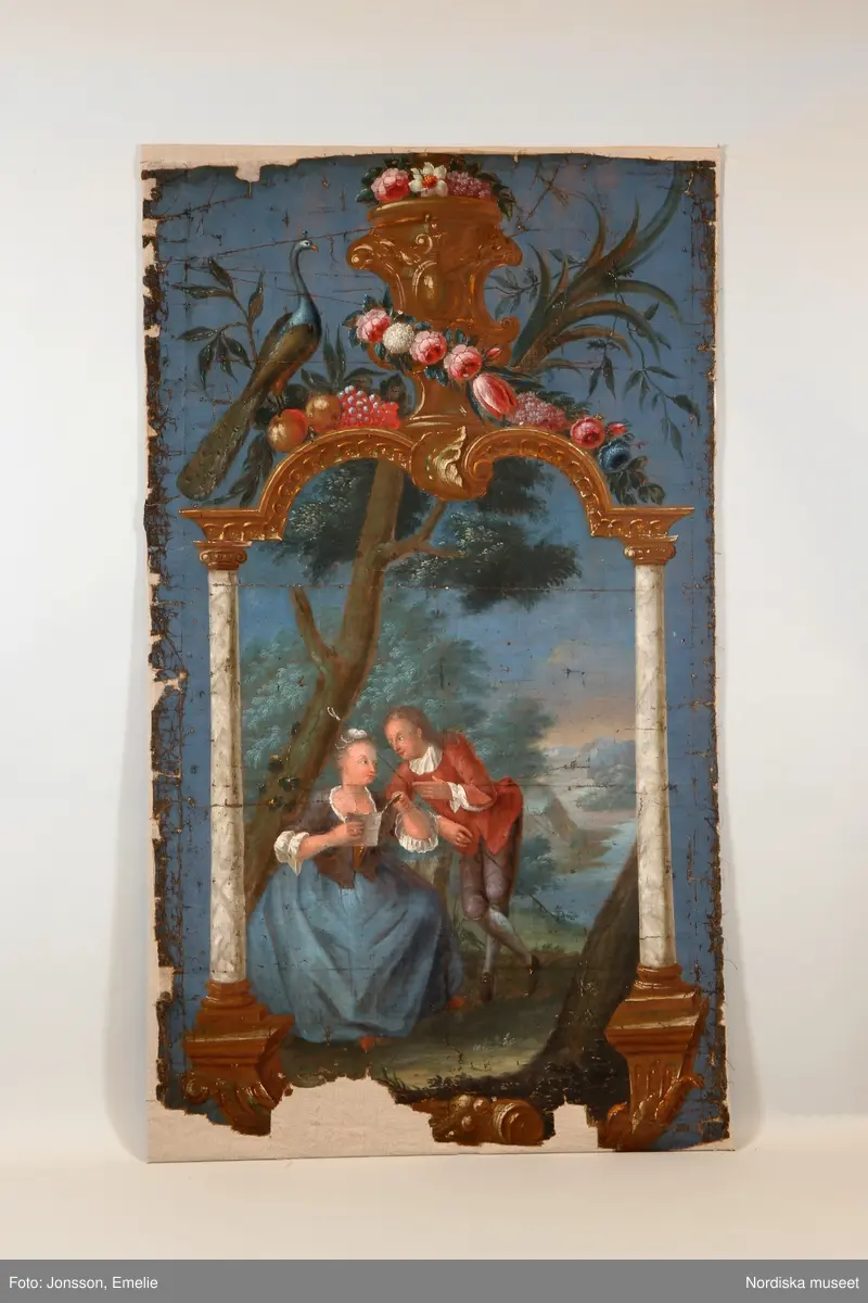 Människa, man, kvinna.
Djur, fågel, papegoja.
Växt, blomma, narciss, pion, tulpan, syren, blomsterkorg.
Frukt, vindruva, plommon, äpple.
Kärl, krus, glas, spetsglas.