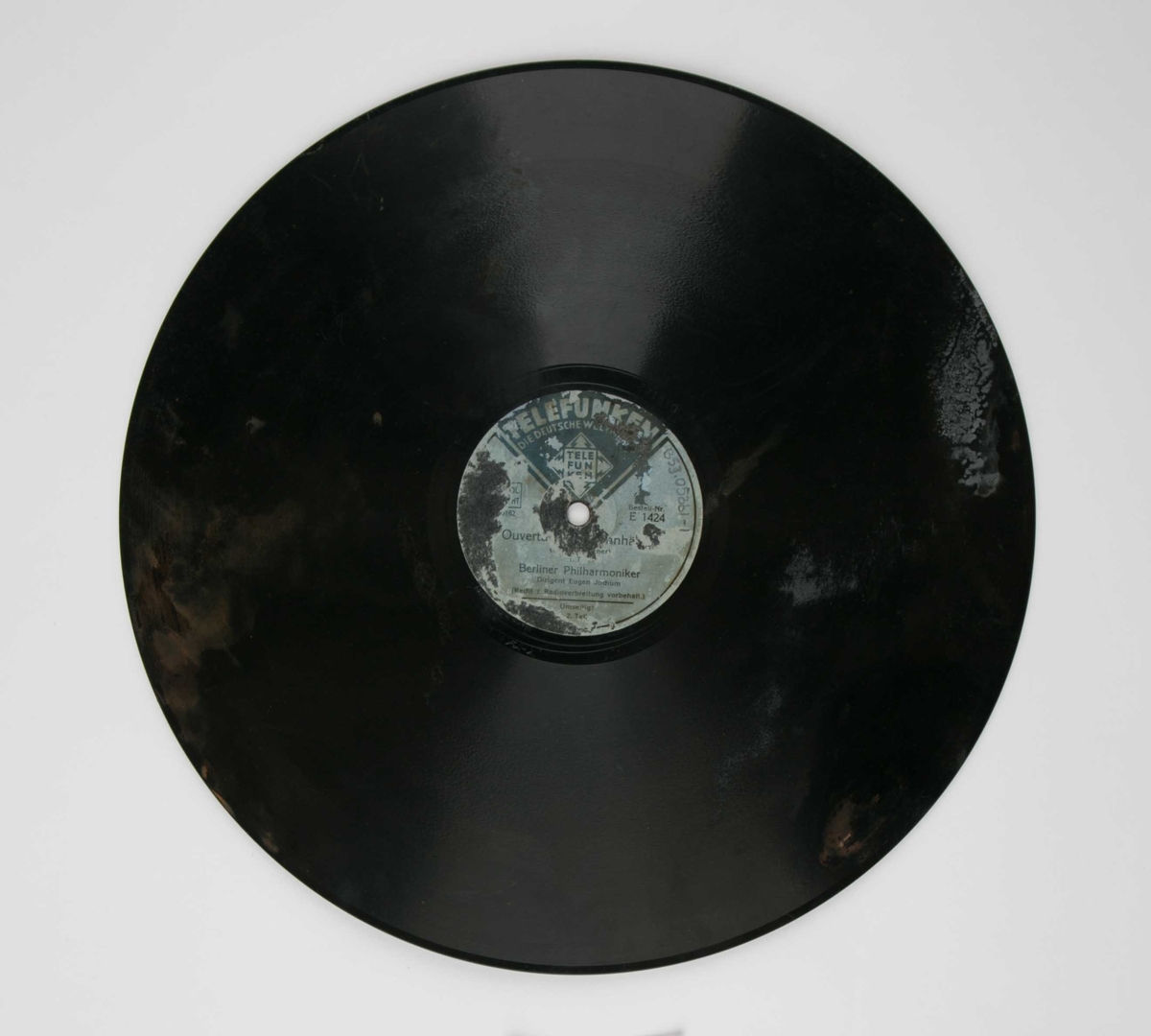 Grammofonplater: Fra det tyske skipet FRANKENWALD som grunnstøtte og sank 6.1.1940 ved Solund. "Ouvertüre zu Tannhäuser" av Richard Wagner spilt av Berlinger Philharmoniker.