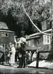 Västerås, Stora torget.
Hemslöjdens julmarknad, 1956.