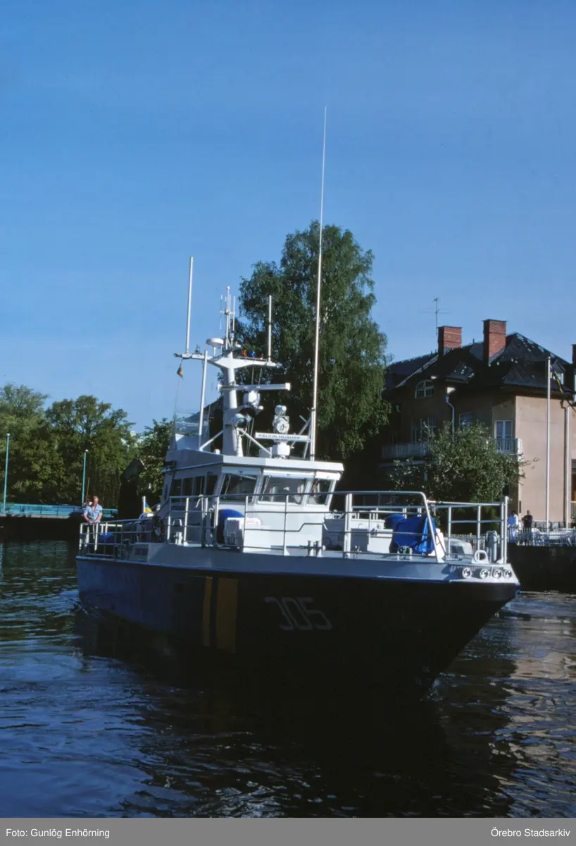 Kustbevakningens båt 305, båtens dag 1996 -Örebro Stadsarkiv ...