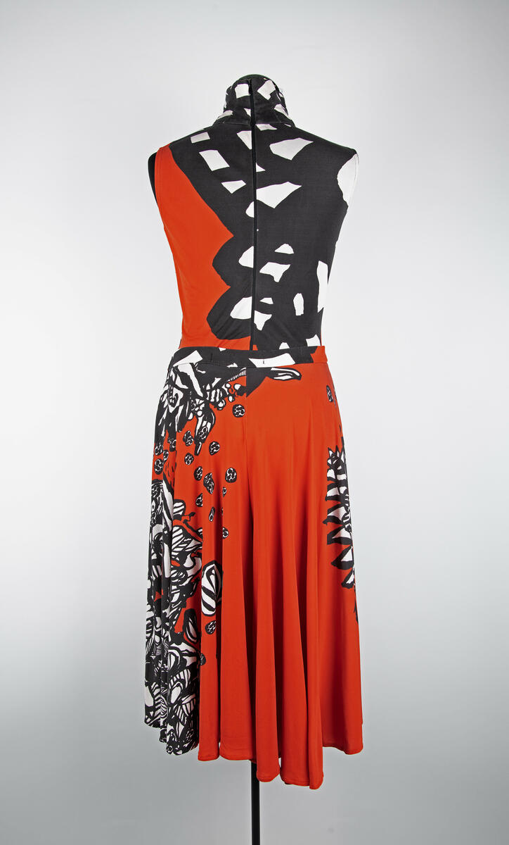 Överdel använd i uppsättningen ”(play)”.