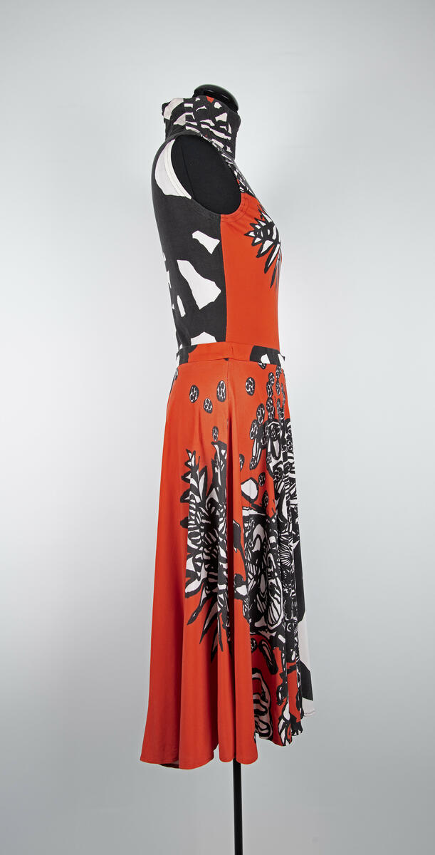 Överdel använd i uppsättningen ”(play)”.