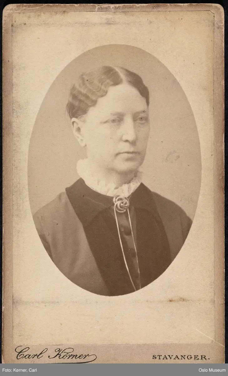 portrett, kvinne, brystbilde