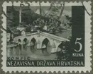 Frimärke ur Gösta Bodmans filatelistiska motivsamling, påbörjad 1950.
Frimärke från Kroatien, 1941. Motiv av Bro vid Neretva i Konjic