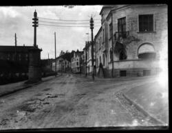 Gate med murbyginger.