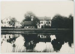 Bostadshus, Svartbäcksgatan 35, kvarteret Edda, Uppsala