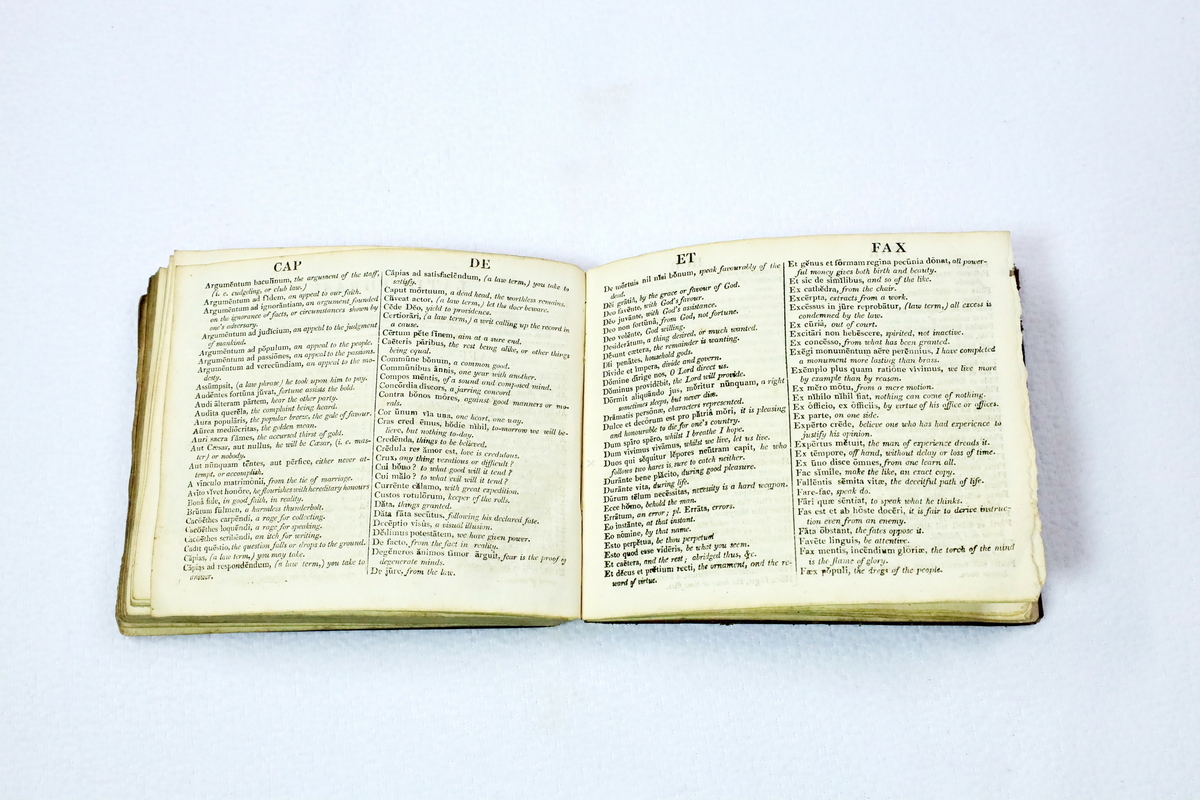 An Accurate Pronouncing Dictionary