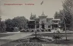 Trädgårdsföreningens restaurang.
År 1881 byggdes restaurangen Schweizeriet, samtidigt som utsiktstornet Belvederen. Restaurangen ritades i original av Rudolf Ström, men har sedan start ändrat fasad i omgångar. Tanken var att man skulle ha full värdshusrörelse i byggnaden. Det har både dansats och serverats middagar i byggnaden under årens lopp. 

Den 14 april år 1977 startade en brand i restaurangen, vilket gjorde att Schweizeriet totalförstördes. Byggnaden som i folkmun kallades Trädgår´n har inte återuppbyggts, kvar på platsen idag finns en fontän.
Vykort med motiv från Linköping. Vykort digitaliserade ur Stiftsbibliotekets samlingar på Linköpings stadsbibliotek.