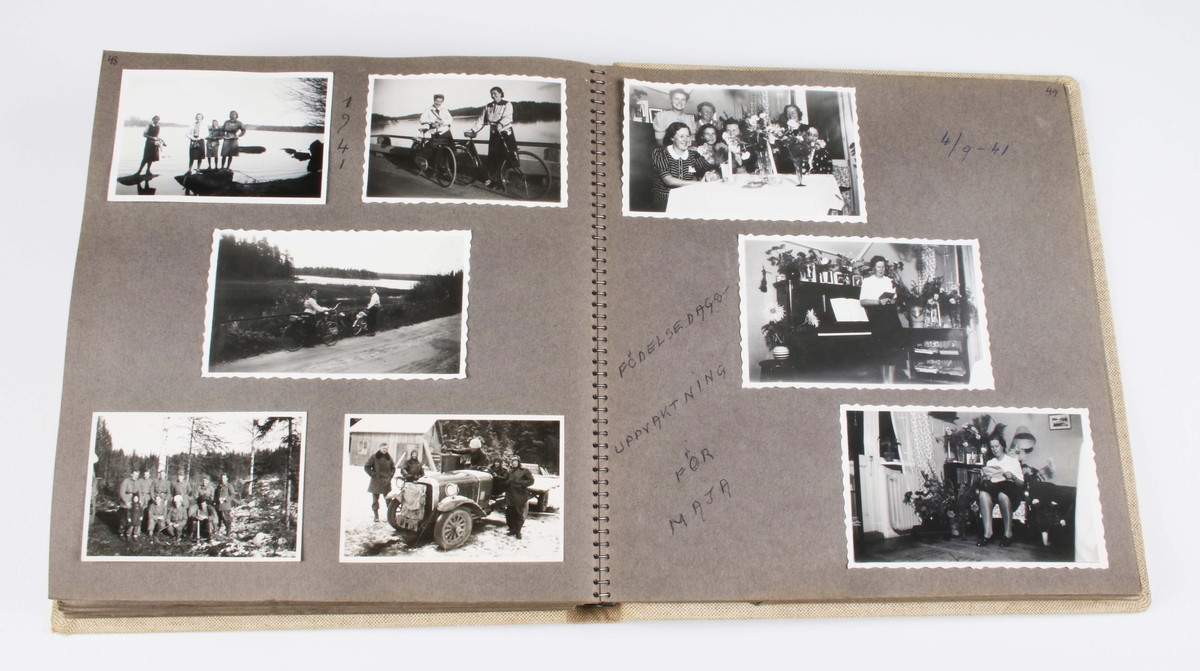 Fotoalbum. Pappband, klätt i beige cloth. Består av 30 blad av mörkgrå papp. Varje sida, med 5-6 påklistrade svartvita fotografier. Första sidan med handskrivet årtal: "4/9-1936". Fotografier tagna av givaren, under åren 1932-1944. I gott skick.