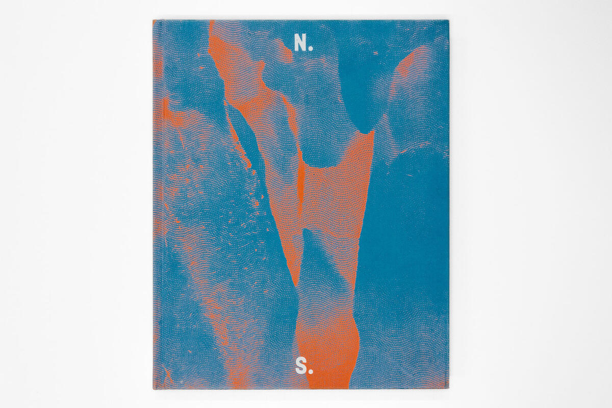 Cover av fotoboken «Northern Silence» av fotograf Cato Lein.