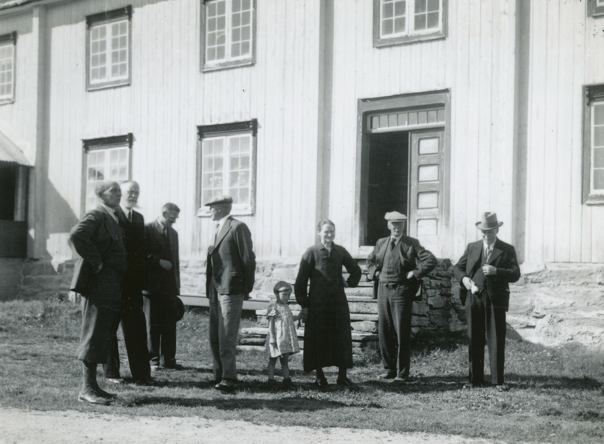 Kornrådet på besøk på Gåsvatn i Rindal 22. august 1938.