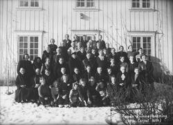 Eggen kvinneforening 1943. Stiftet 1850.