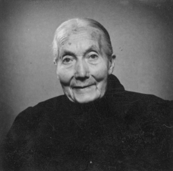 Portrett av eldre kvinne