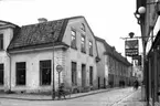 Hörnet av Stora Torget och Smedjegatan strax före rivningen november 1935, Västerås.