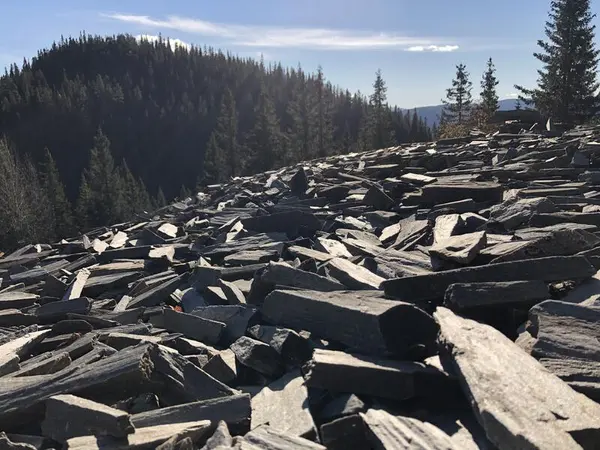 Eidsborgbryne som en stor steinraus