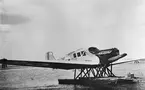 Ambulansflygplan Trp 1, Junkers F 13, på flottörer, omkring 1930.