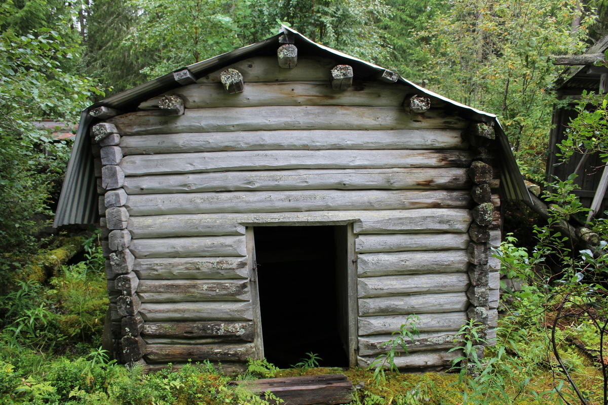 Kvernhus i laftet tømmer