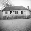 Lindbladsgården, tonsättaren Adolf Fredrik Lindblads barndomshem i Skänninge. Fasad mot Vadstenagatan. Dokumentation av Östergötlands museum 1936.