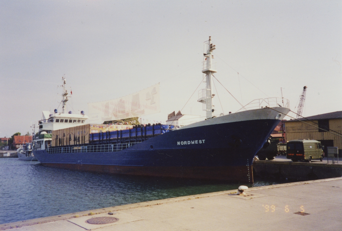 Utställningen "Människor och båtar i Norden". Fartyget M/S NORDWEST.