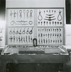 Utställning om knopar i avdelningen för sjömmannautbildning 