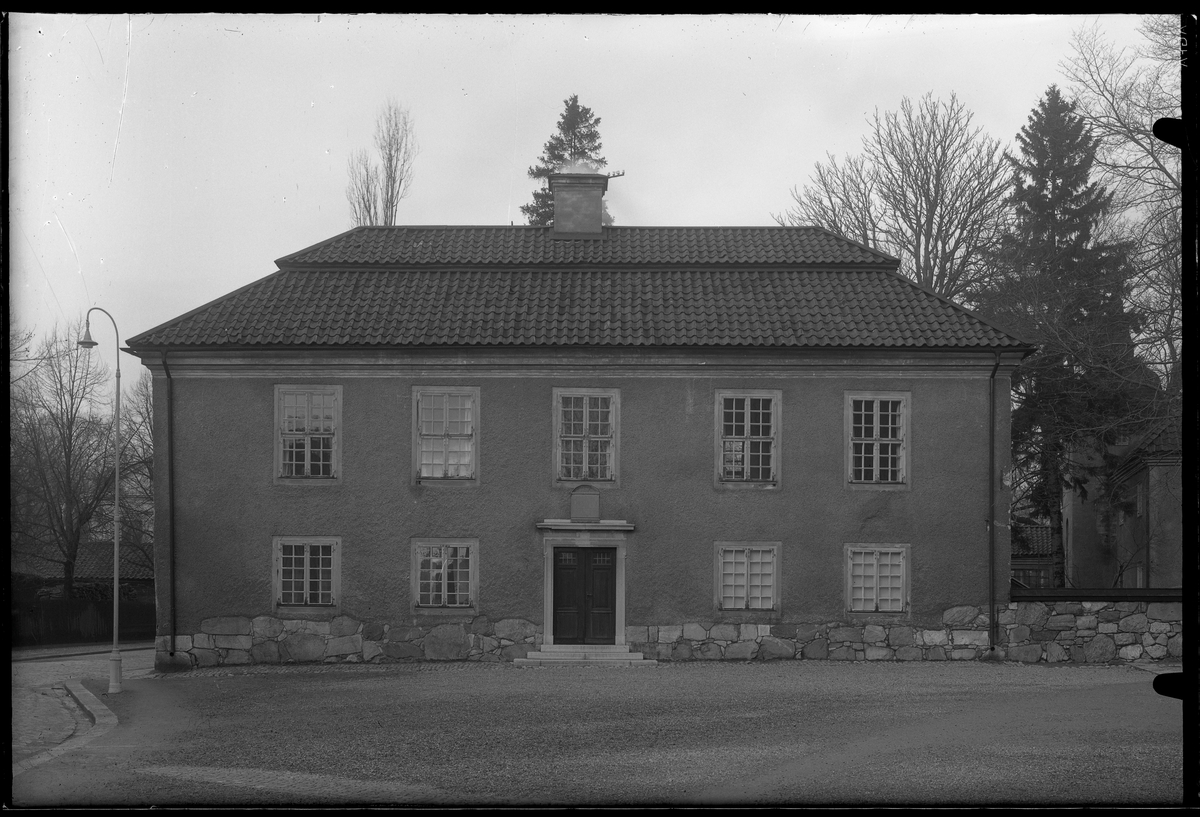 Exteriör av konsistoriehuset, Västerås.