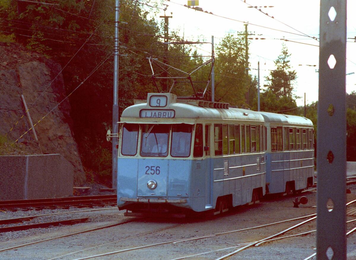 Oslo Sporveier, MBG 256 og TBG linje 9, Avløs.