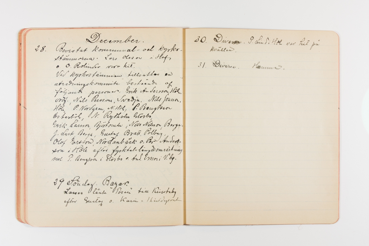 Dagbok från 1901 omfattande 71 skrivna sidor samt en skriven lapp. Inbunden med vaxdukspärm. Skriven av bonden, sjömannen och godtemplaren Per Svensson (1863-). Denne var gift med Kerstin Persdotter i Östergården (Österböle nr 2) i Rengsjö socken. Anteckningarna berör arbete, resor, väder osv.