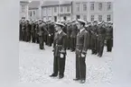 Kalmar, Törneby, F12. Svenska flaggans dag, överste Carlgren talar på Stortorget.