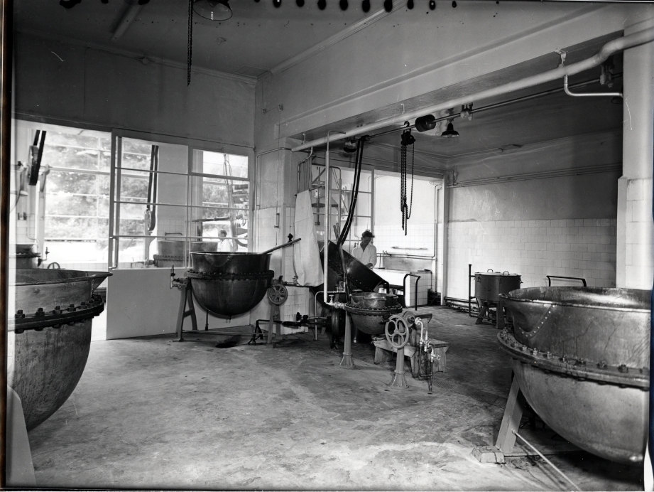 Läkerolkokeriet 1938-39 efter ombyggnad, vid nuvarande kokeriet (1978).