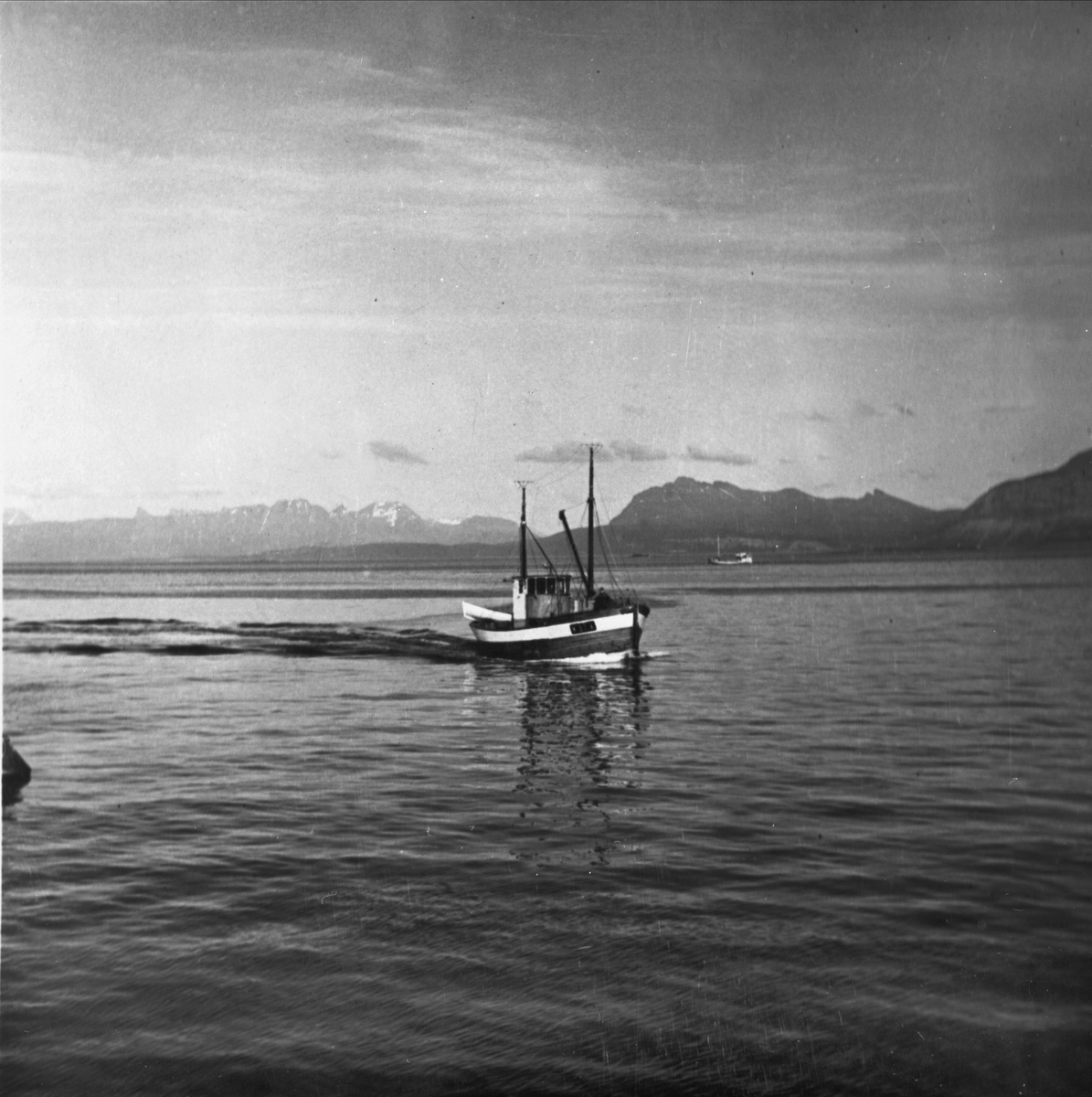 Fiskebåt på Harstad havn.