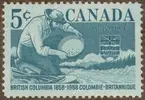 Frimärke ur Gösta Bodmans filatelistiska motivsamling, påbörjad 1950.
Frimärke från Canada, 1958. Motiv av Guldvaskare i Brittisk Columbia 100-årsminne: 1858-1958.