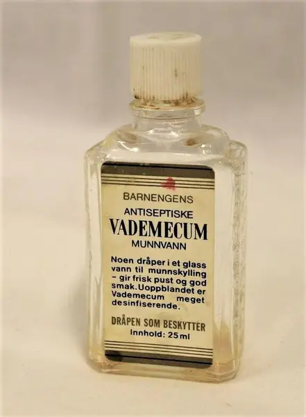 Vademecum munnvann. Telemark museum.