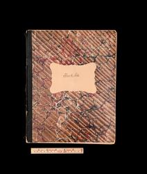 Notbok. 17 stycken inbundna notböcker - för både violin, klarinett, piano, flöjt osv. 1800-tal och 1900-talets första hälft. Från Visby Högre Allmänna Läroverk.