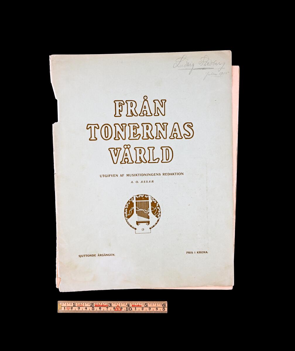 Stort antal nothäften, lösa notblad och notblad i mappar. 1800-tal och 1900-talets första hälft. Från Visby Högre Allmänna Läroverk.
