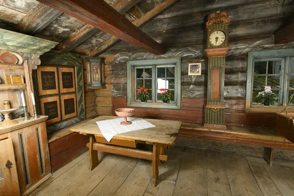 Interiør Lonåsstua