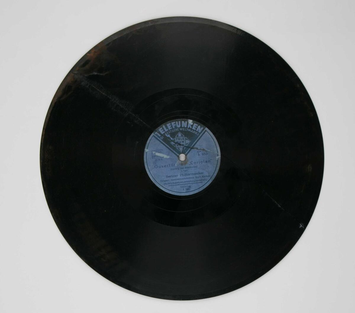 Grammofonplater: Fra det tyske skipet FRANKENWALD som grunnstøtte og sank 6.1.1940 ved Solund. "Ouvertüre zu Coriolan" av Ludwig van Beethoven spilt av Berlinger Philharmoniker.