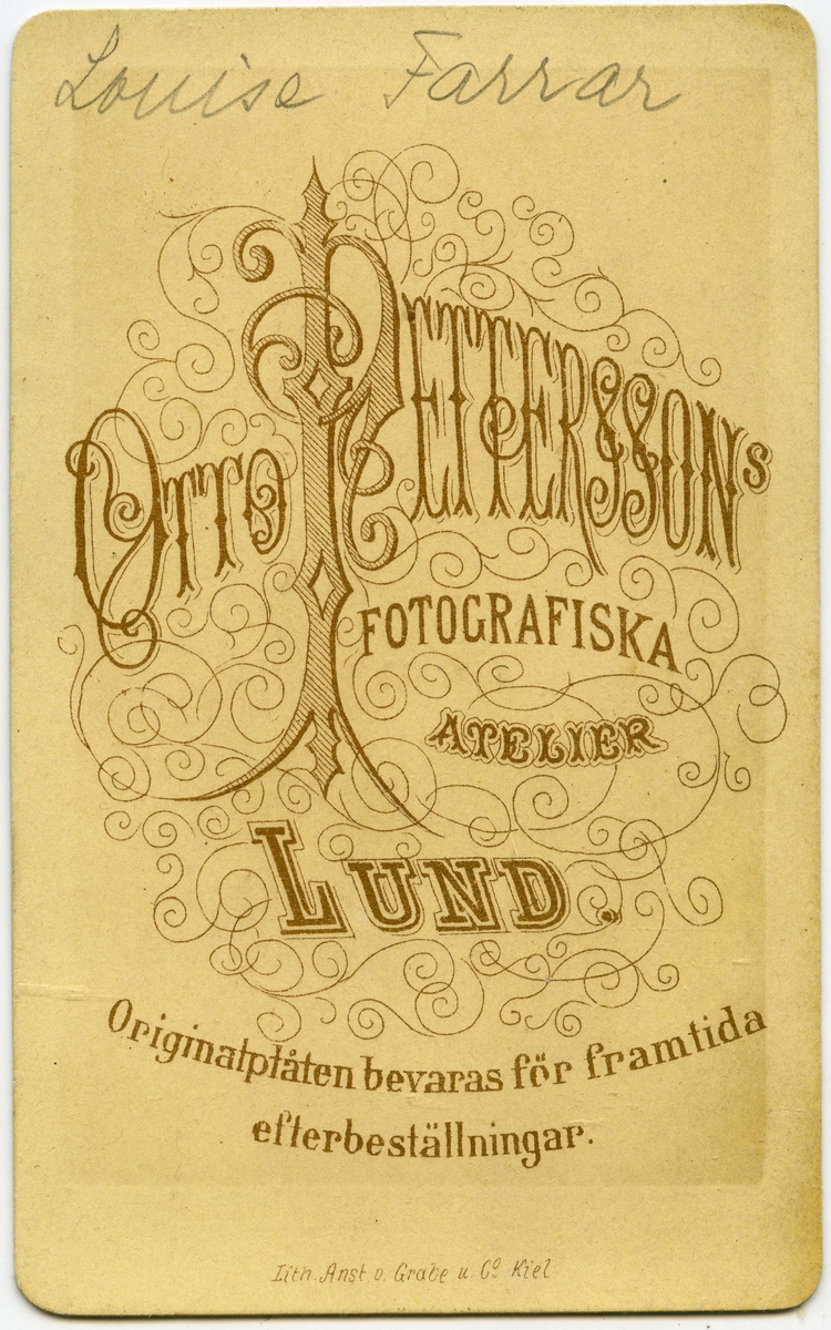 Porträtt på Louise Farrer