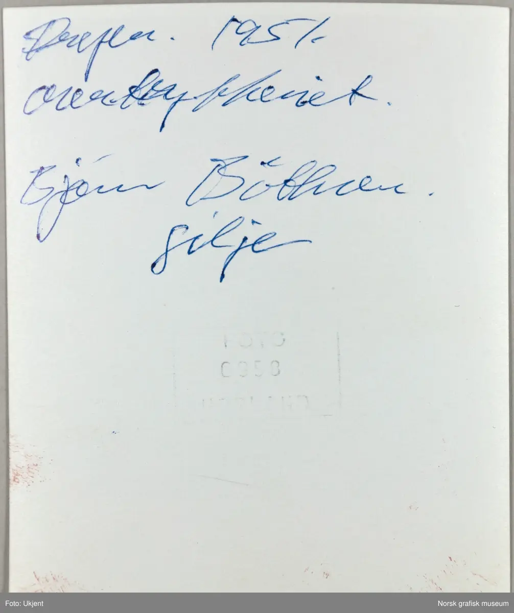 Bjørn Bøthner og Kristian Gilje i overtrykkeriet ved det grafiske firmaet Dreyer A/S.
