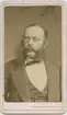 Porträtt på Läkaren Gustaf Engstrand.  Levde från1836-06-10 till1902-07-15.