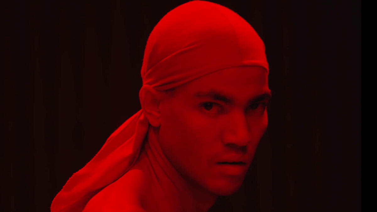 Detalj fra Skakke folkedrakter