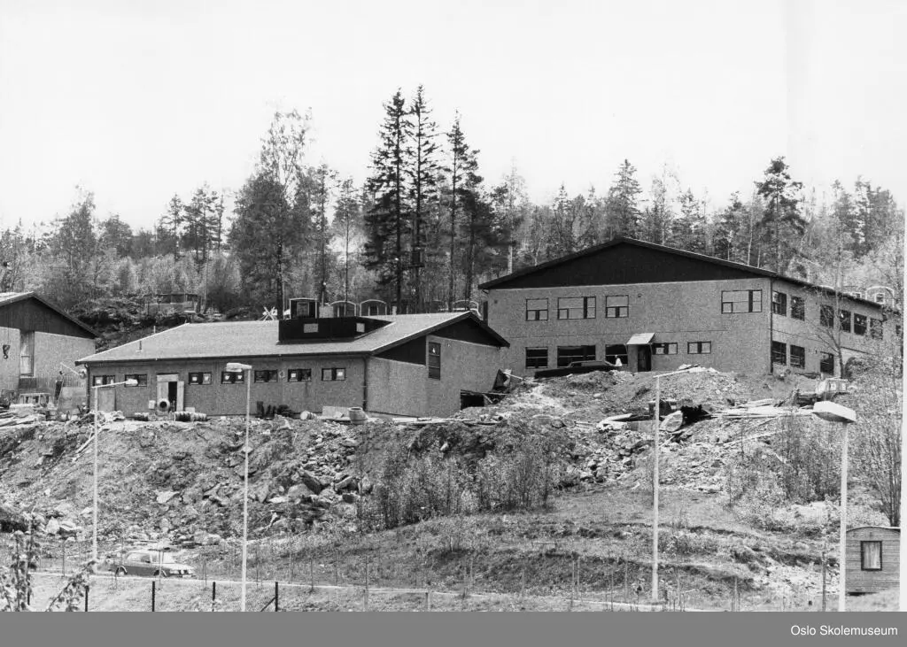 Skjønnhaug skole.