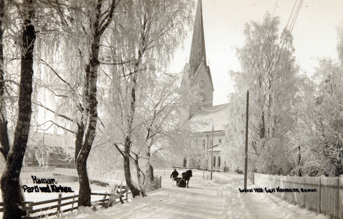 Postkort, Hamar domkirke, Furnesvegen, mann med hest og slede, vinter
